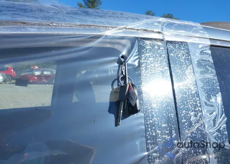 2010 Honda Odyssey Ex-L from USA, damaged, VIN 5FNRL3H75AB046394